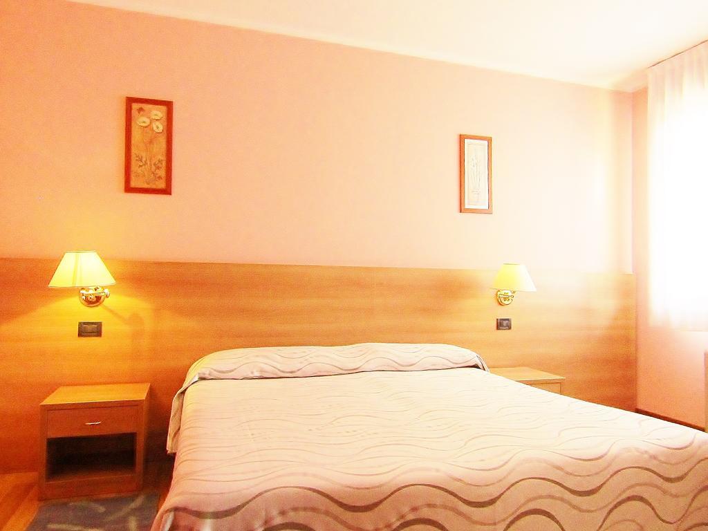 Hotel Ristorante Al Bassanello Bassano del Grappa Zewnętrze zdjęcie