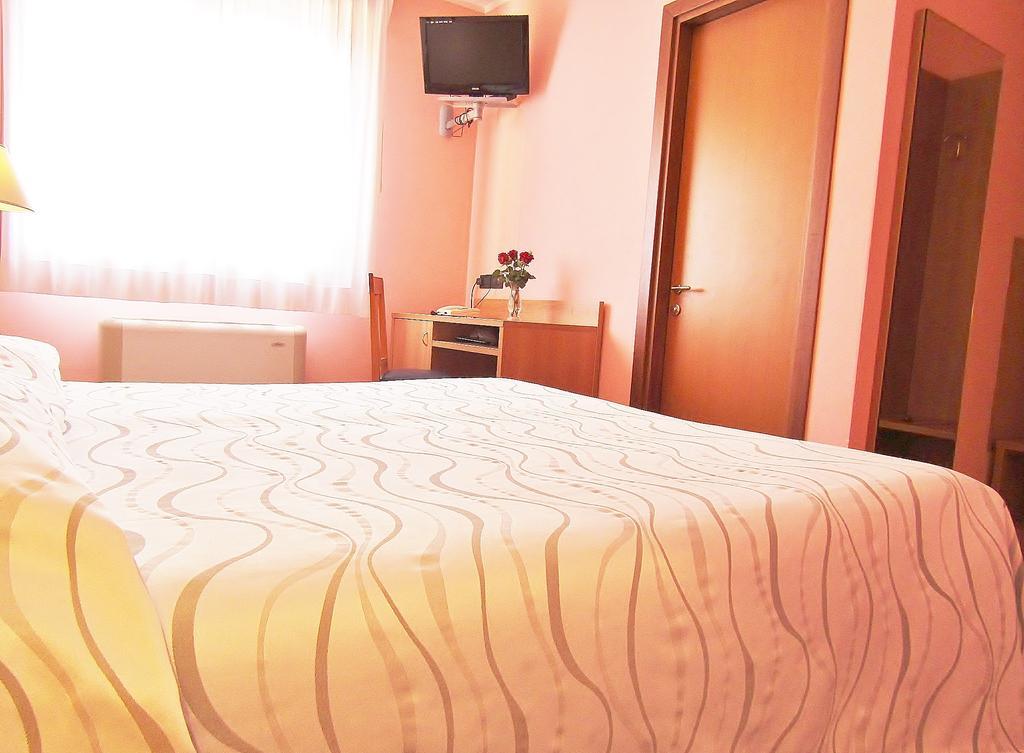 Hotel Ristorante Al Bassanello Bassano del Grappa Zewnętrze zdjęcie